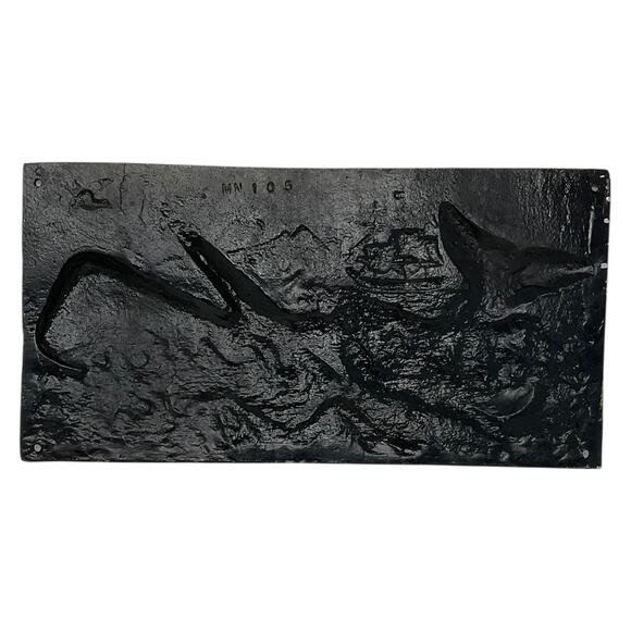 Brass-Finish Moby Dick Whale Hunt Wall Plaque Nautical Embossed MN105 - Picture 7 of 8